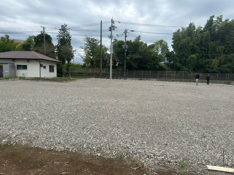 千葉県富津市｜金属加工業工場の遊休地を活用した自家消費型太陽光発電72.6kW設置事例