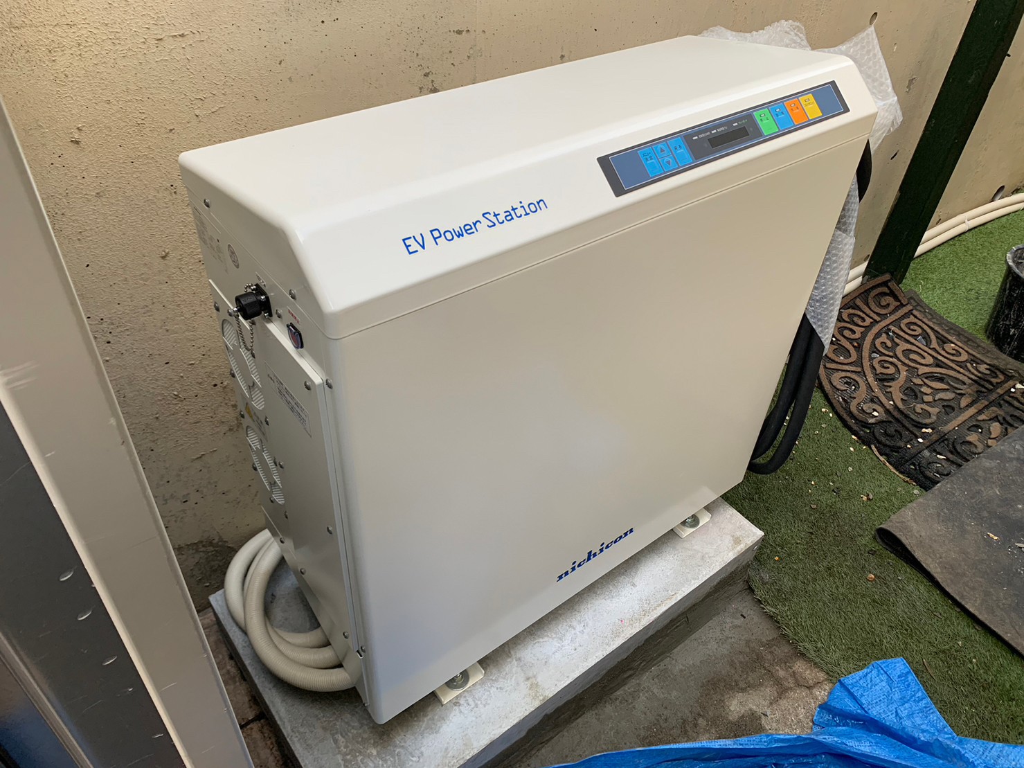 厚木市｜トヨタ bZ4X × ニチコンV2H後付けの施工事例