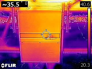 ハンディサーモによるPCS周辺の赤外線画像