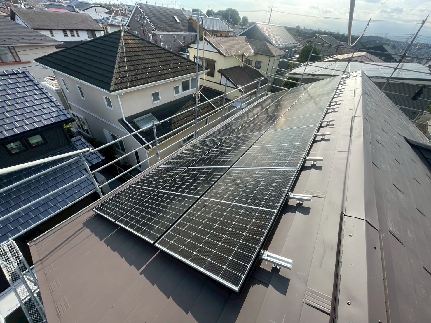 藤沢市｜太陽光6.12kW＋蓄電池9.8kWhセット導入事例